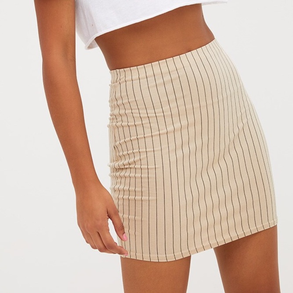 Pinstripe mini skirt!